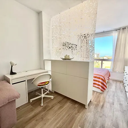 Lägenhet San 65 - Reformado - Centrico - 2 Min Centro - 700 M Playa - Wifi Torremolinos