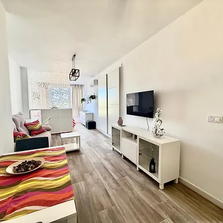 Lägenhet San 65 - Reformado - Centrico - 2 Min Centro - 700 M Playa - Wifi